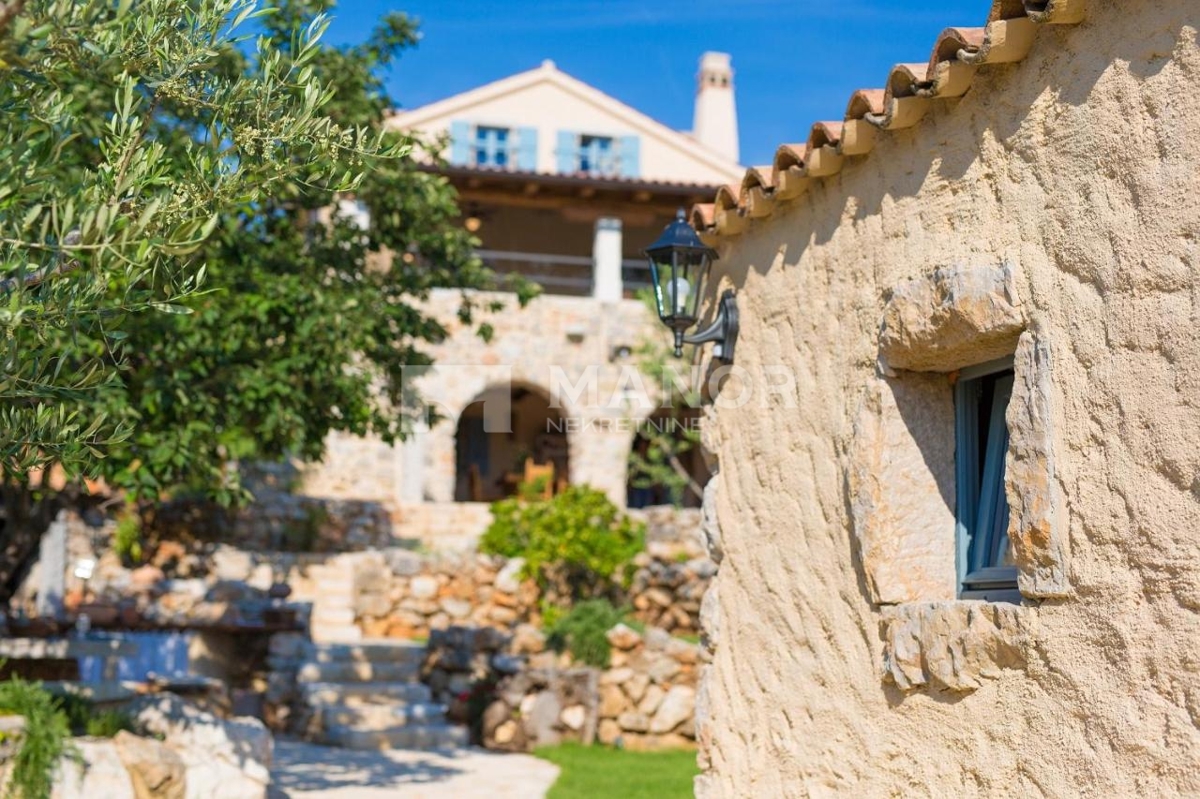 Casa Malinska, Malinska-Dubašnica, 260m2