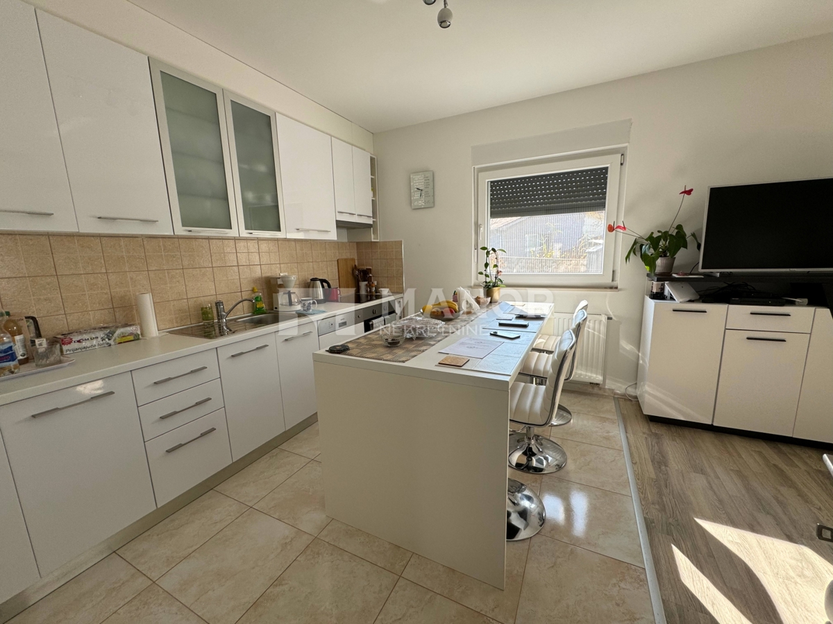 Appartamento Viškovo, 64m2