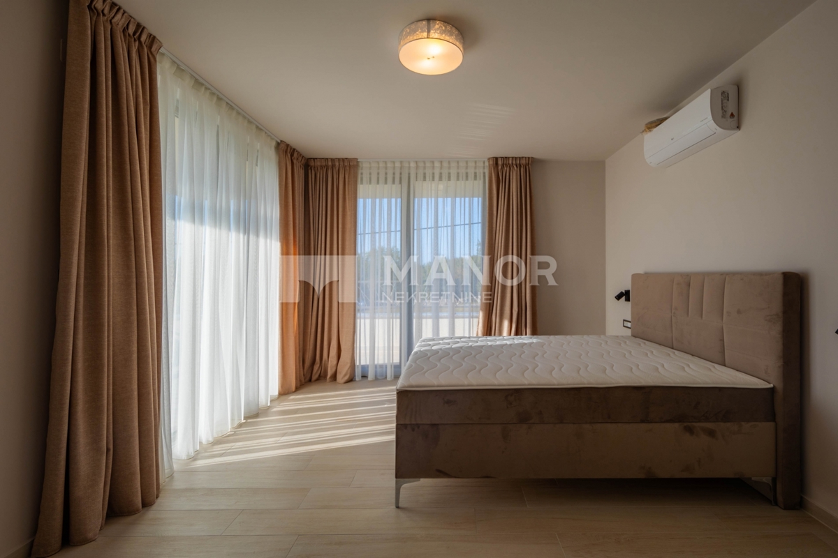 ISOLA DI KRK, LINARDIĆI – Villa Indipendente con Piscina