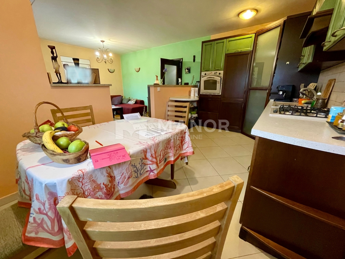 Appartamento Zamet, Rijeka, 77m2