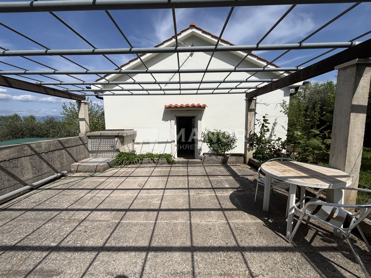ISOLA DI KRK, MALINSKA – Casa vacanze su una proprietà vicino al mare