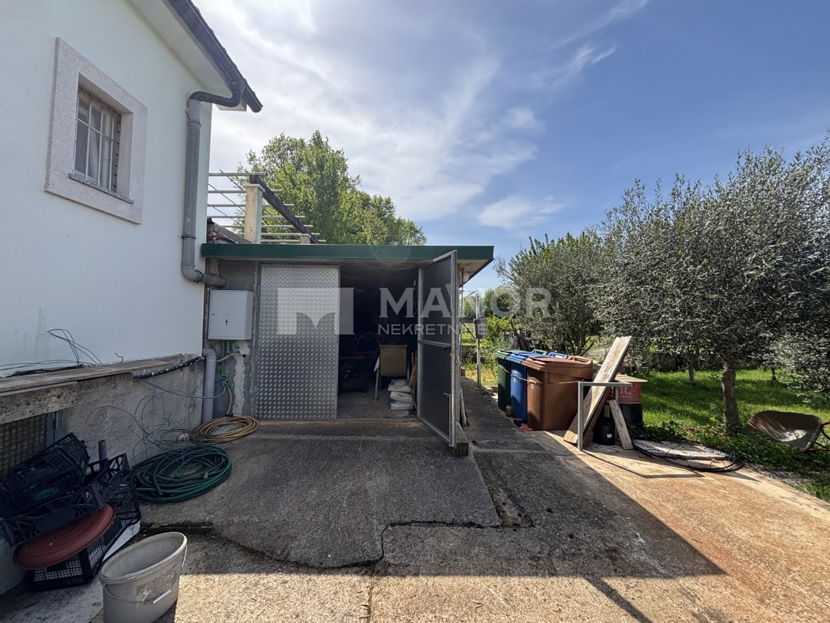 ISOLA DI KRK, MALINSKA – Casa vacanze su una proprietà vicino al mare