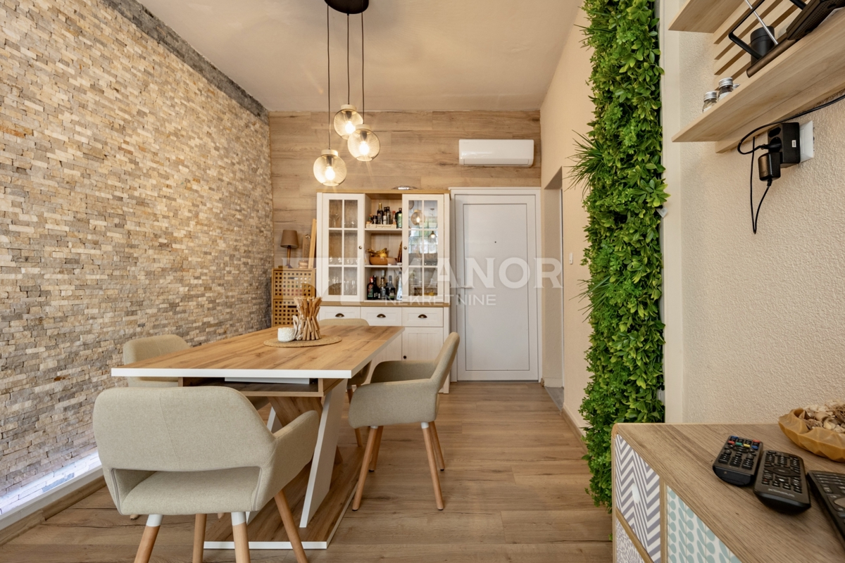 OPATIJA - Ampia Villa con 4 Unità Abitative e Vista Mare