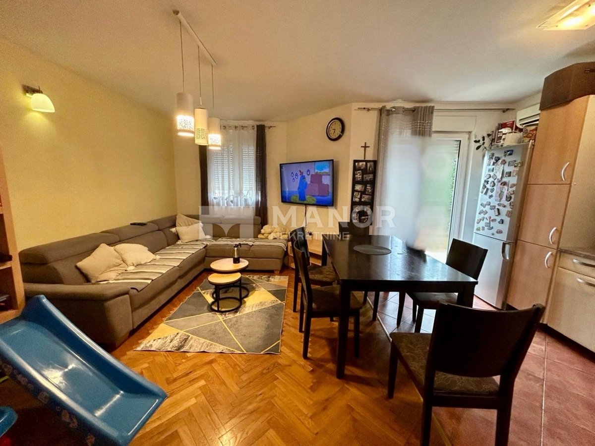 Appartamento Saršoni, Viškovo, 1m2