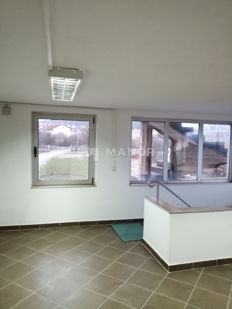 Commerciale Škrljevo, Bakar, 360m2