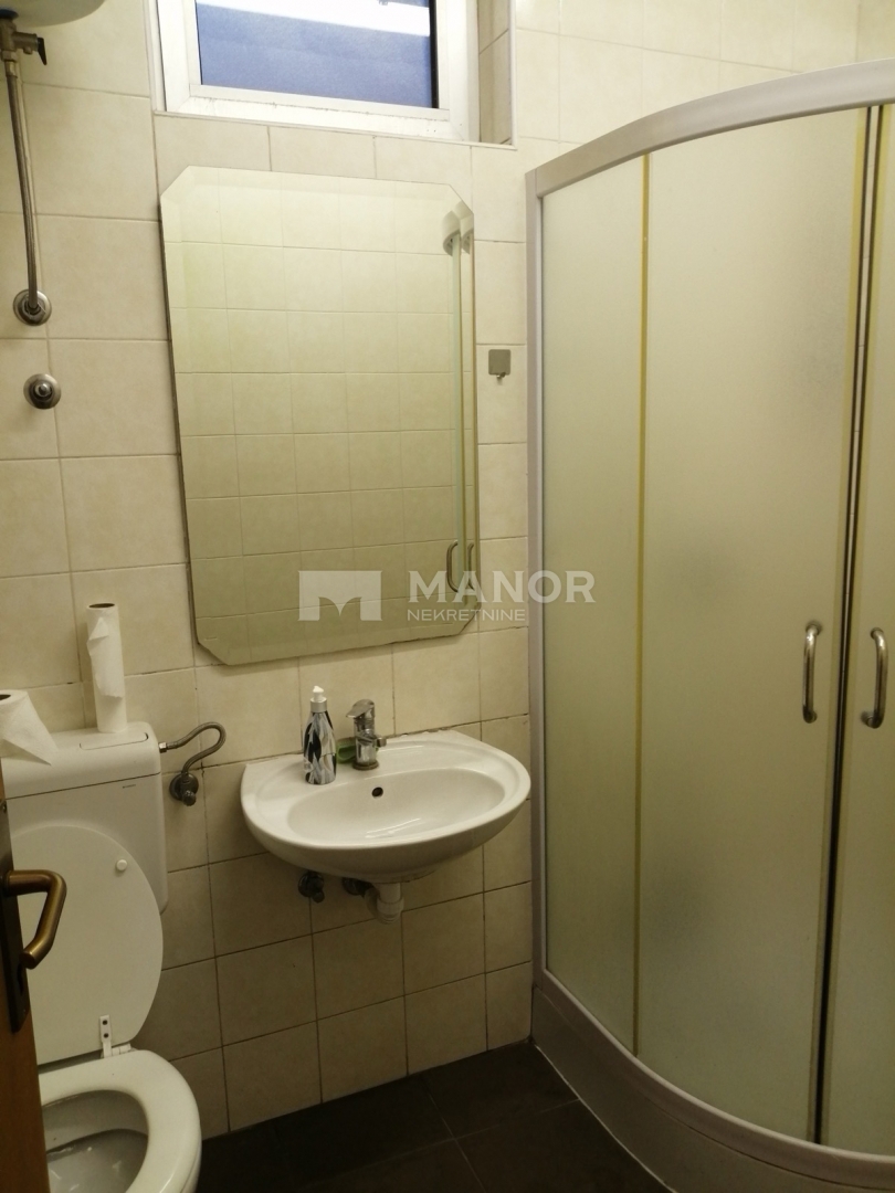 Commerciale Škrljevo, Bakar, 360m2