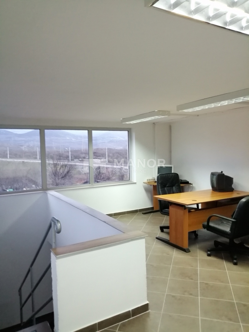 Commerciale Škrljevo, Bakar, 360m2