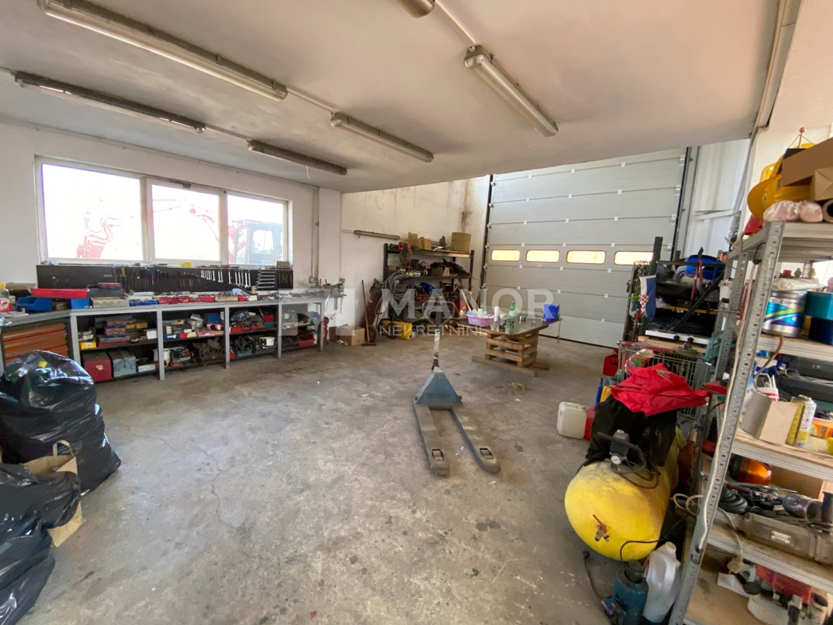 Commerciale Škrljevo, Bakar, 360m2