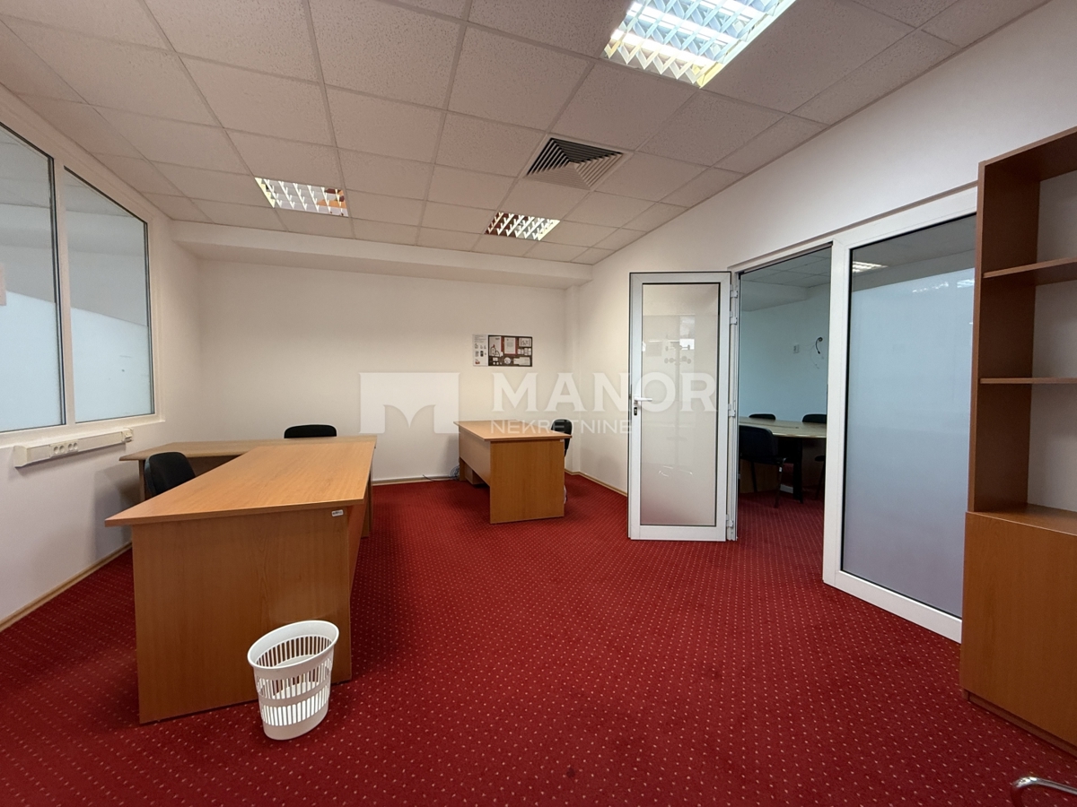 Commerciale Rastočine, Rijeka, 325m2