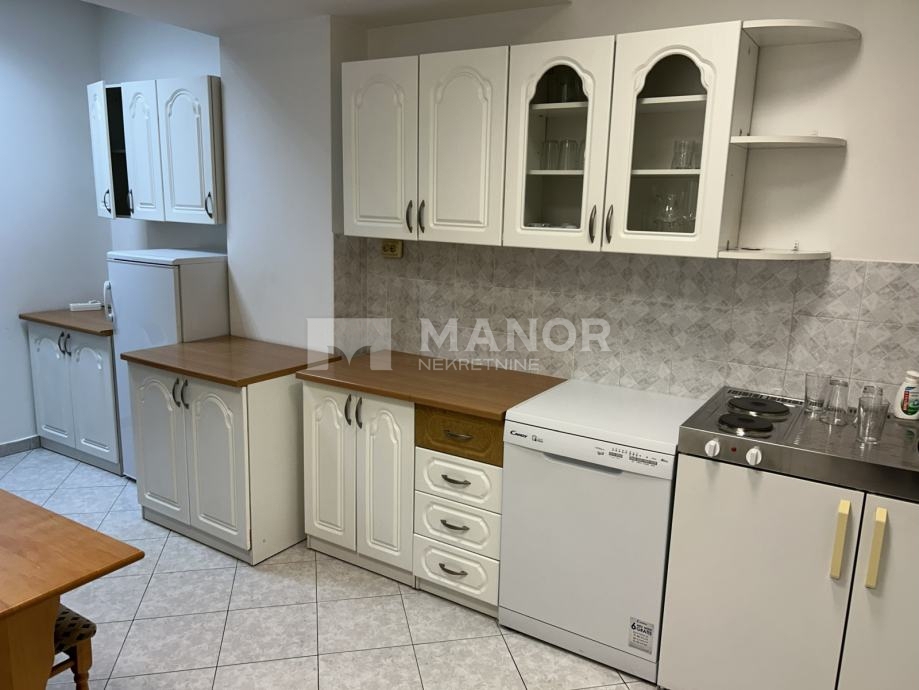 Commerciale Rastočine, Rijeka, 325m2