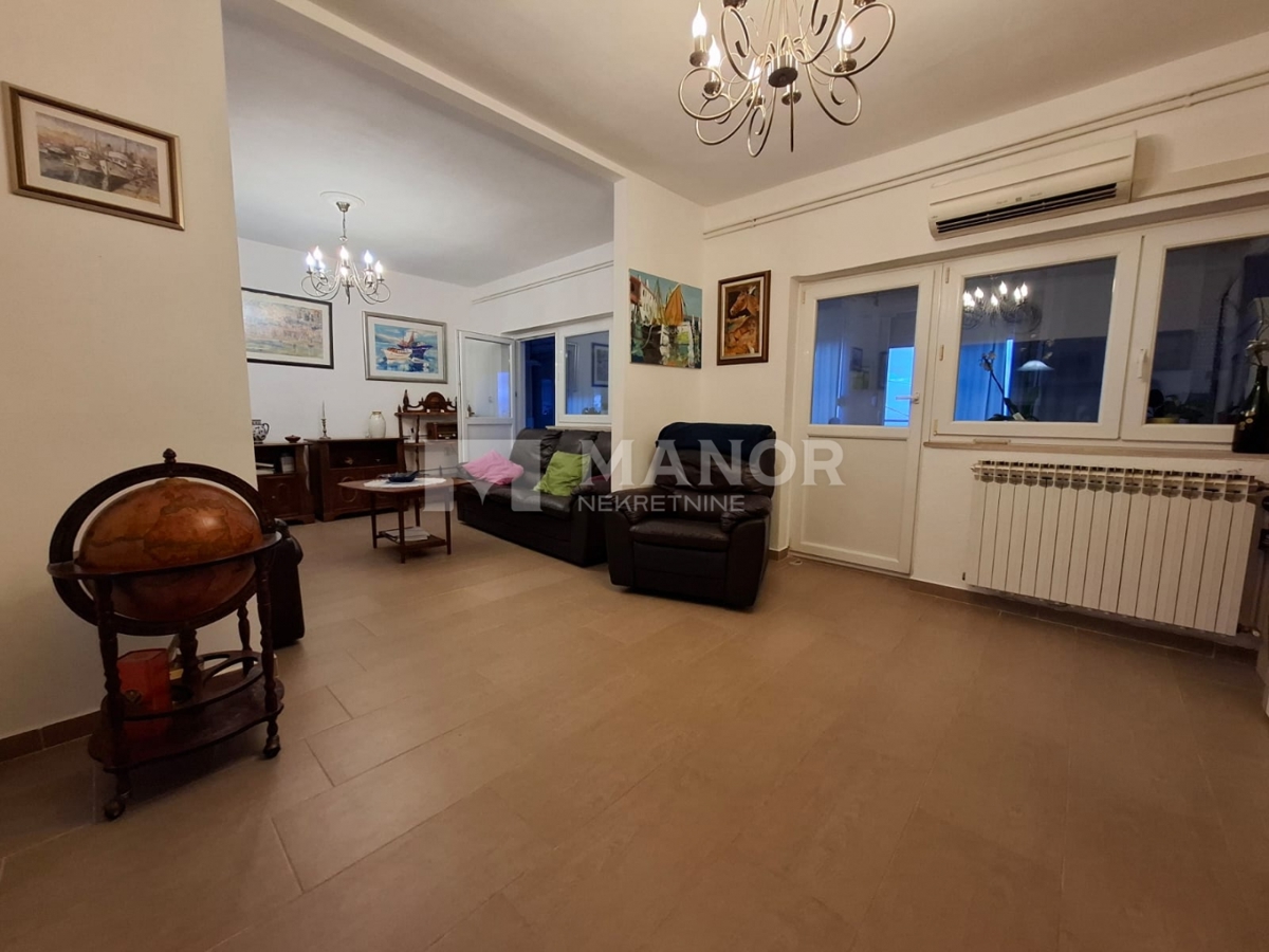 Casa Kraljevica, 908m2