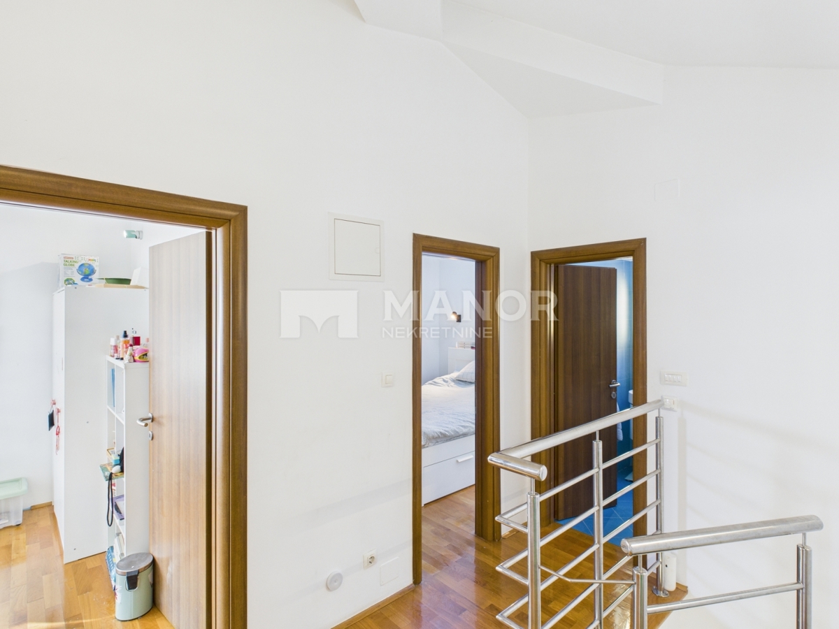 Appartamento Rubeši, Kastav, 118m2