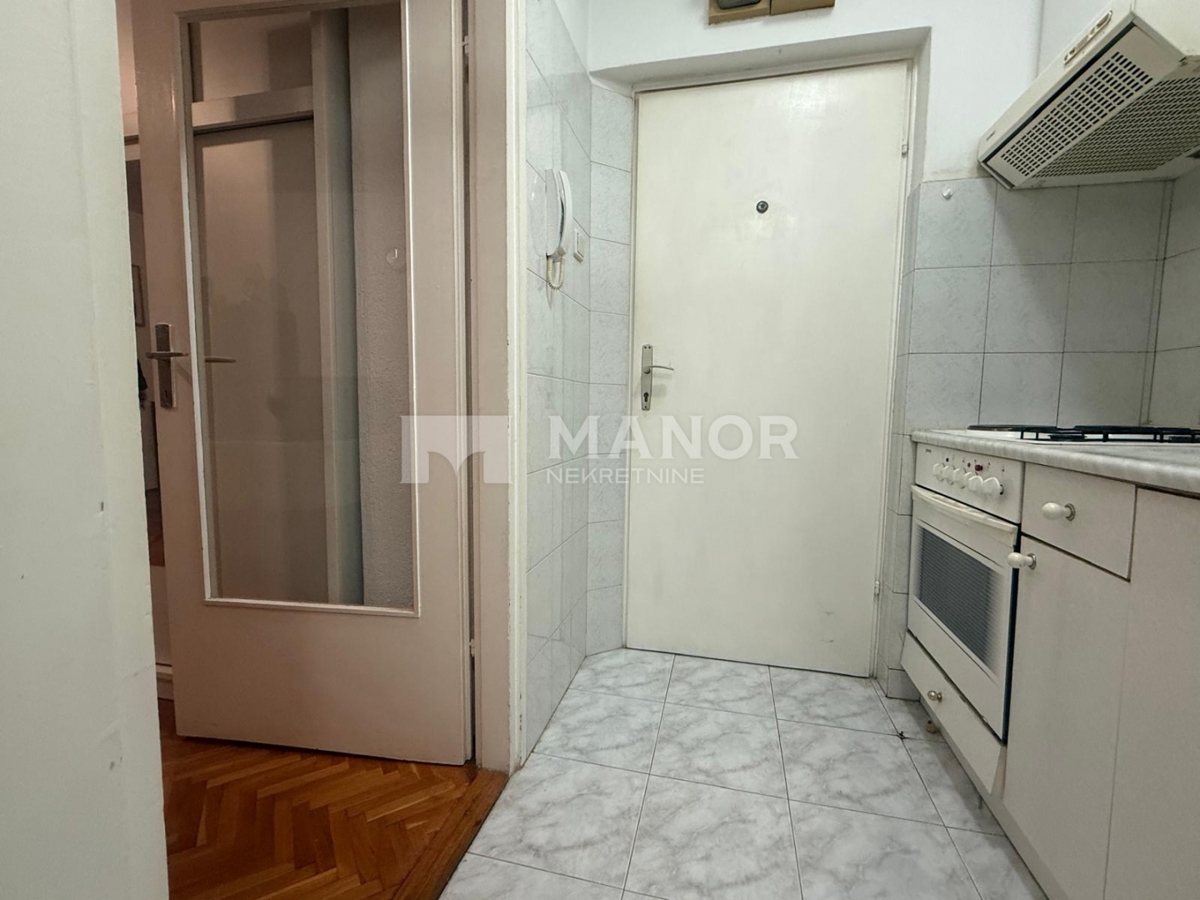 Appartamento Zamet, Rijeka, 23m2