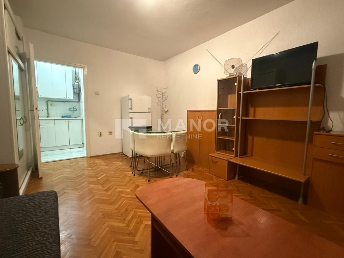 Appartamento Zamet, Rijeka, 23m2