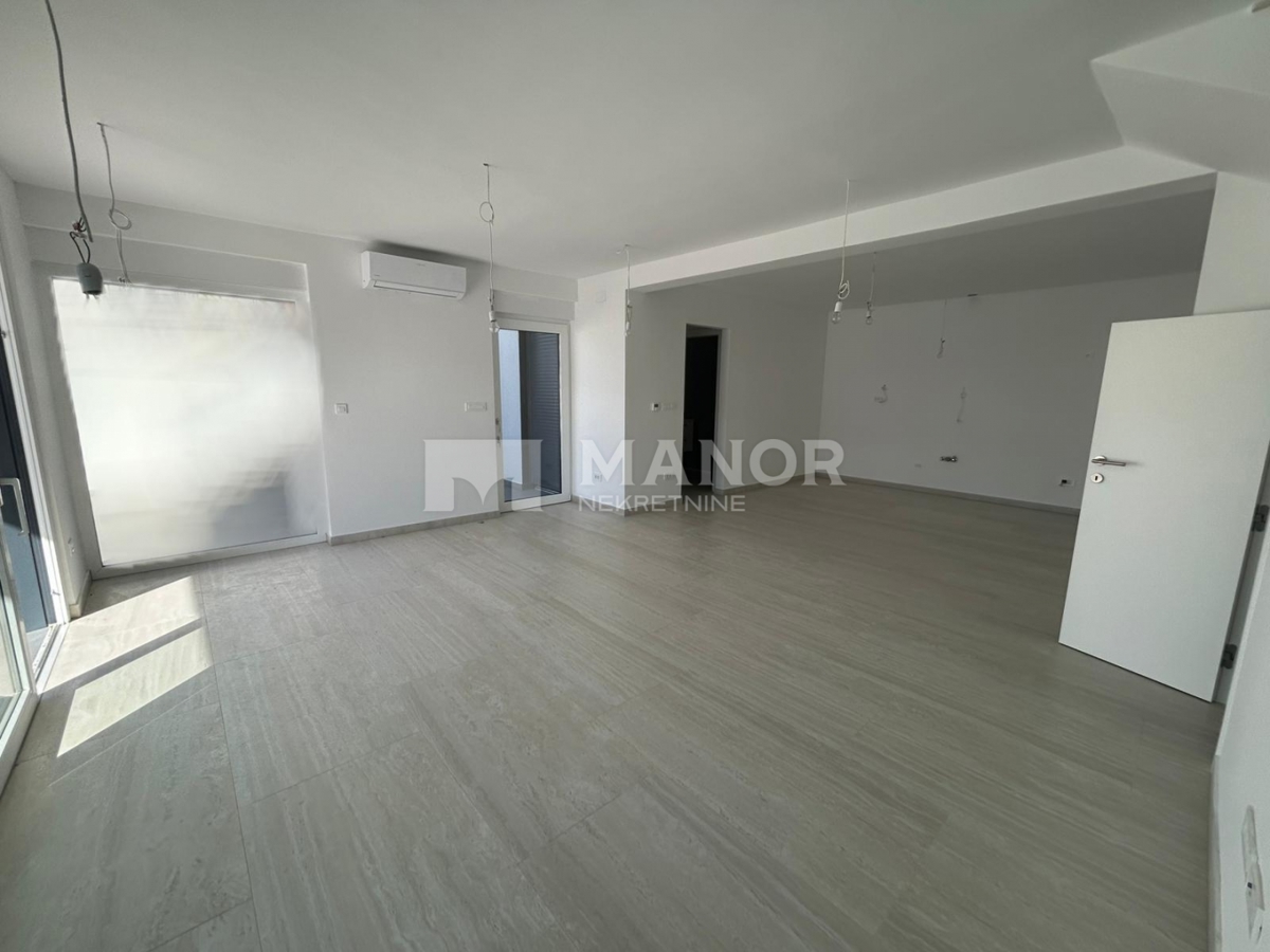 Appartamento Dramalj, Crikvenica, 107m2