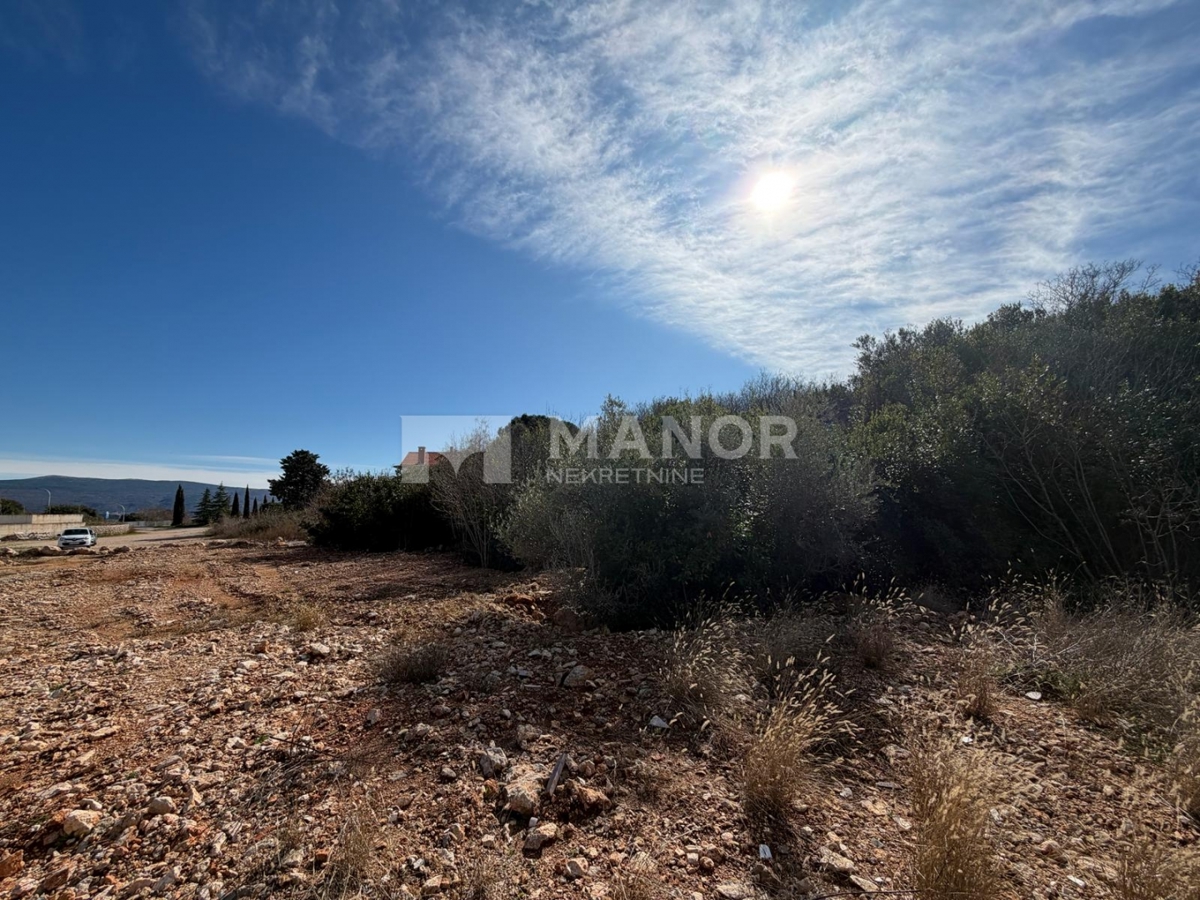 Terreno edificabile Krk, 1.318m2