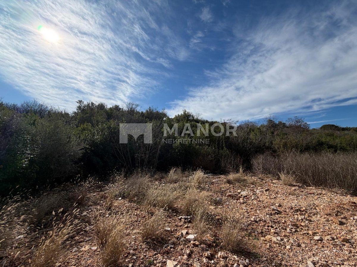 Terreno edificabile Krk, 1.318m2