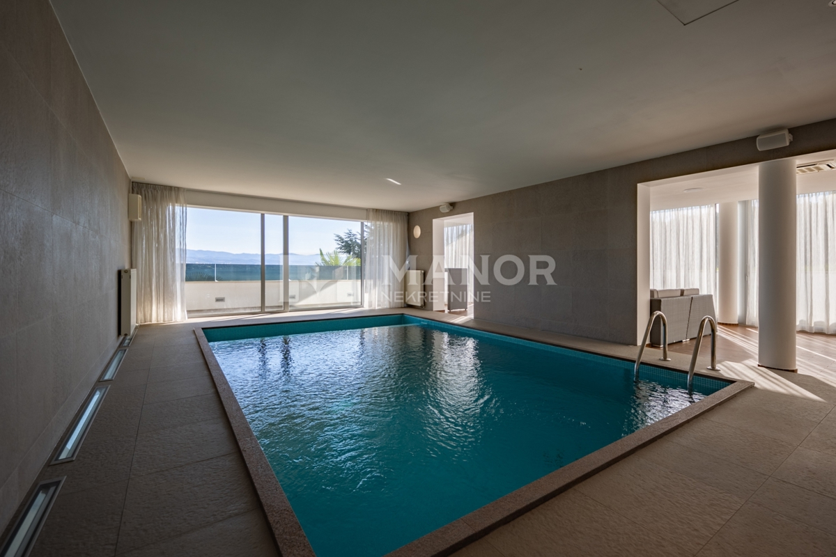 Casa Ičići, Opatija - Okolica, 600m2