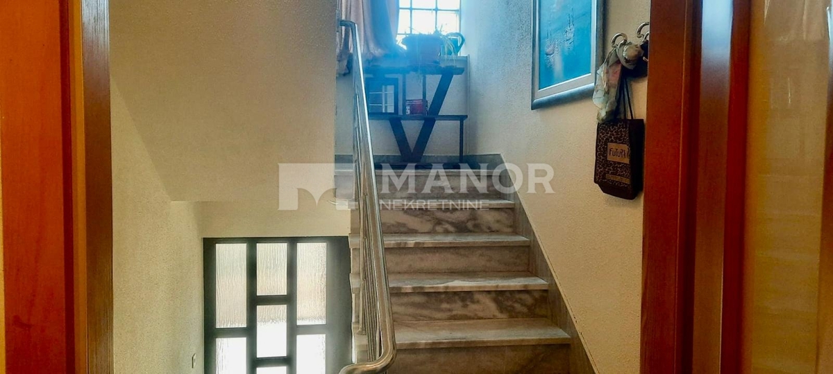 Casa Ćikovići, Kastav, 118m2