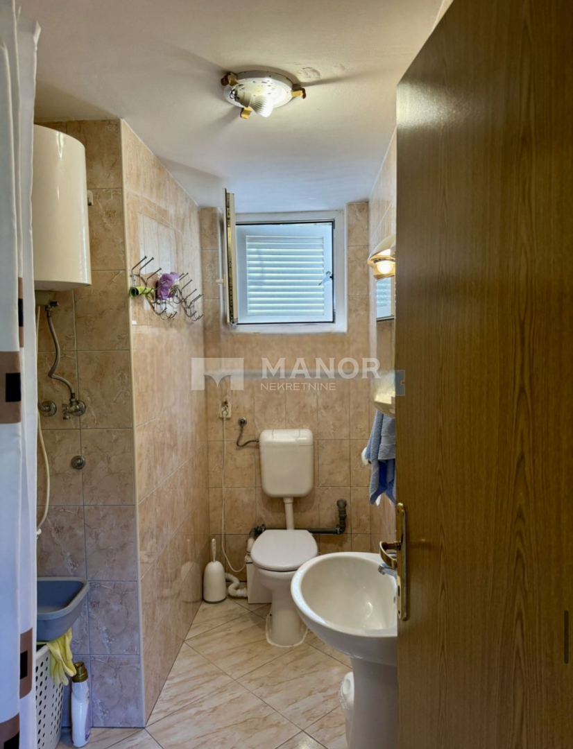 Casa Pinezići, Krk, 100m2