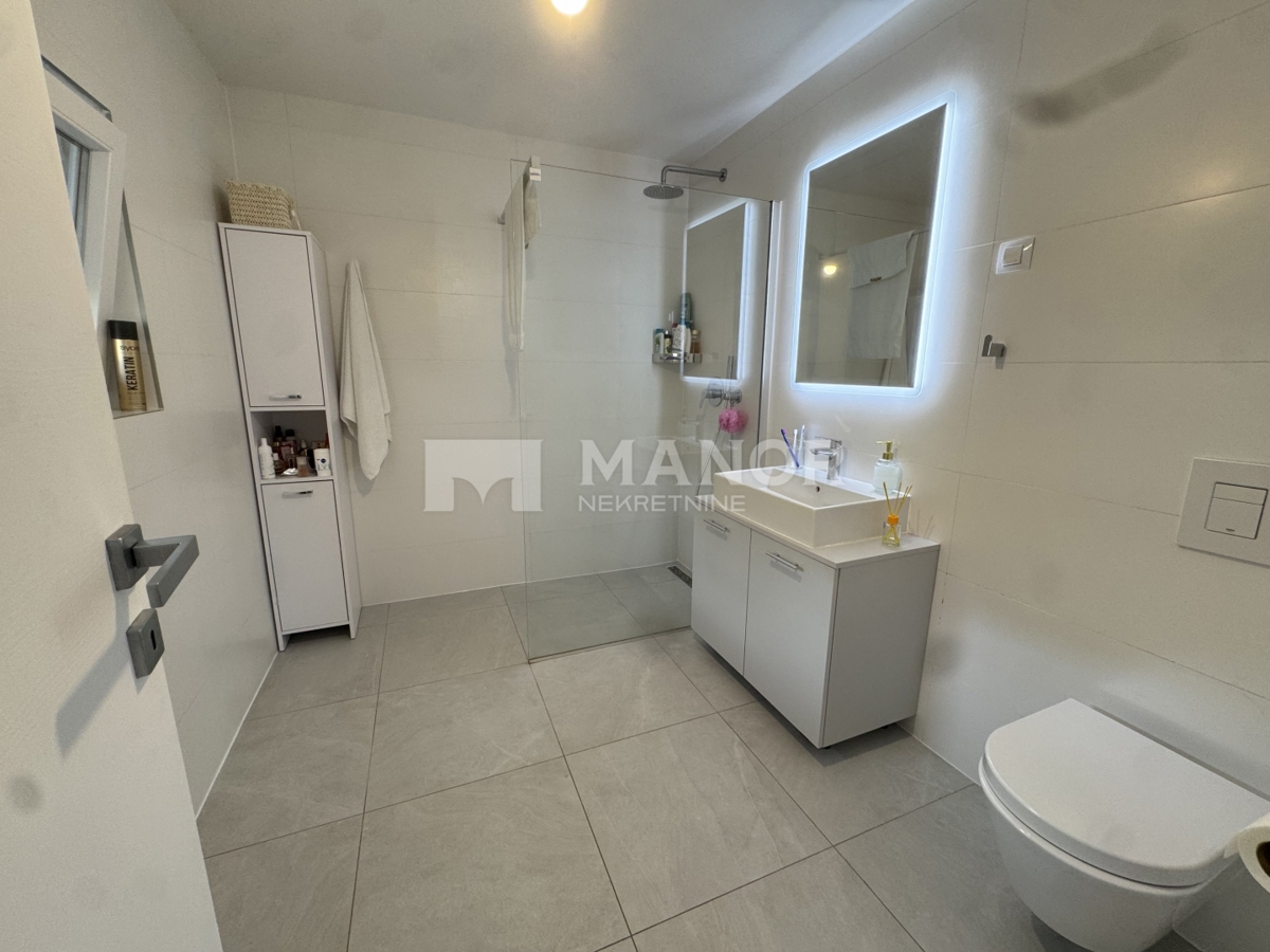 Appartamento Srdoči, Rijeka, 93,02m2