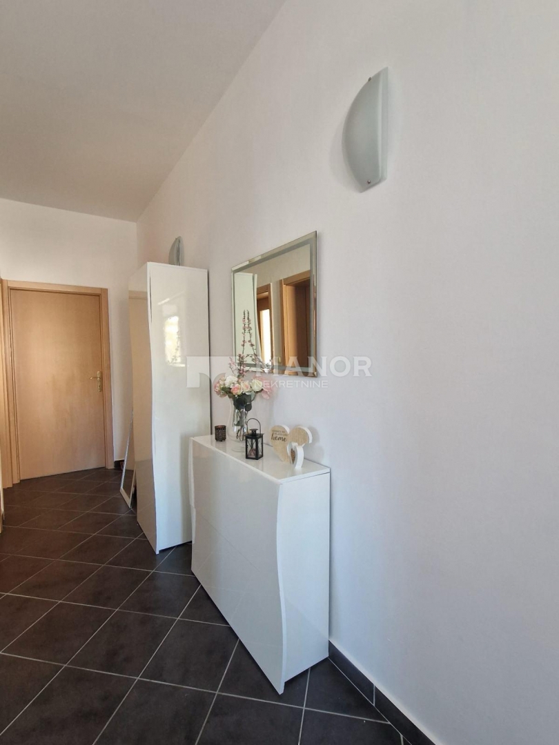 Appartamento Drenova, Rijeka, 61m2
