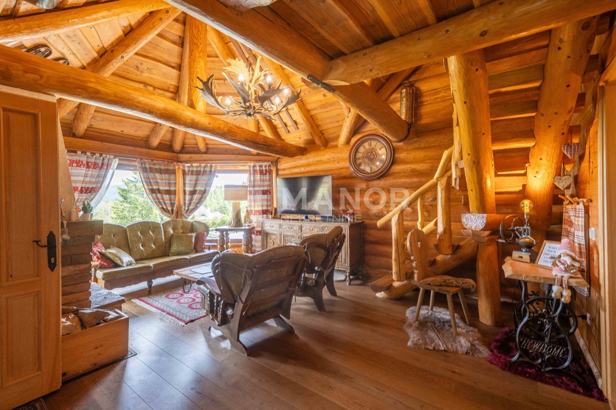 RAVNA GORA, KUPJAK – Villa di lusso in legno con piscina e centro benessere