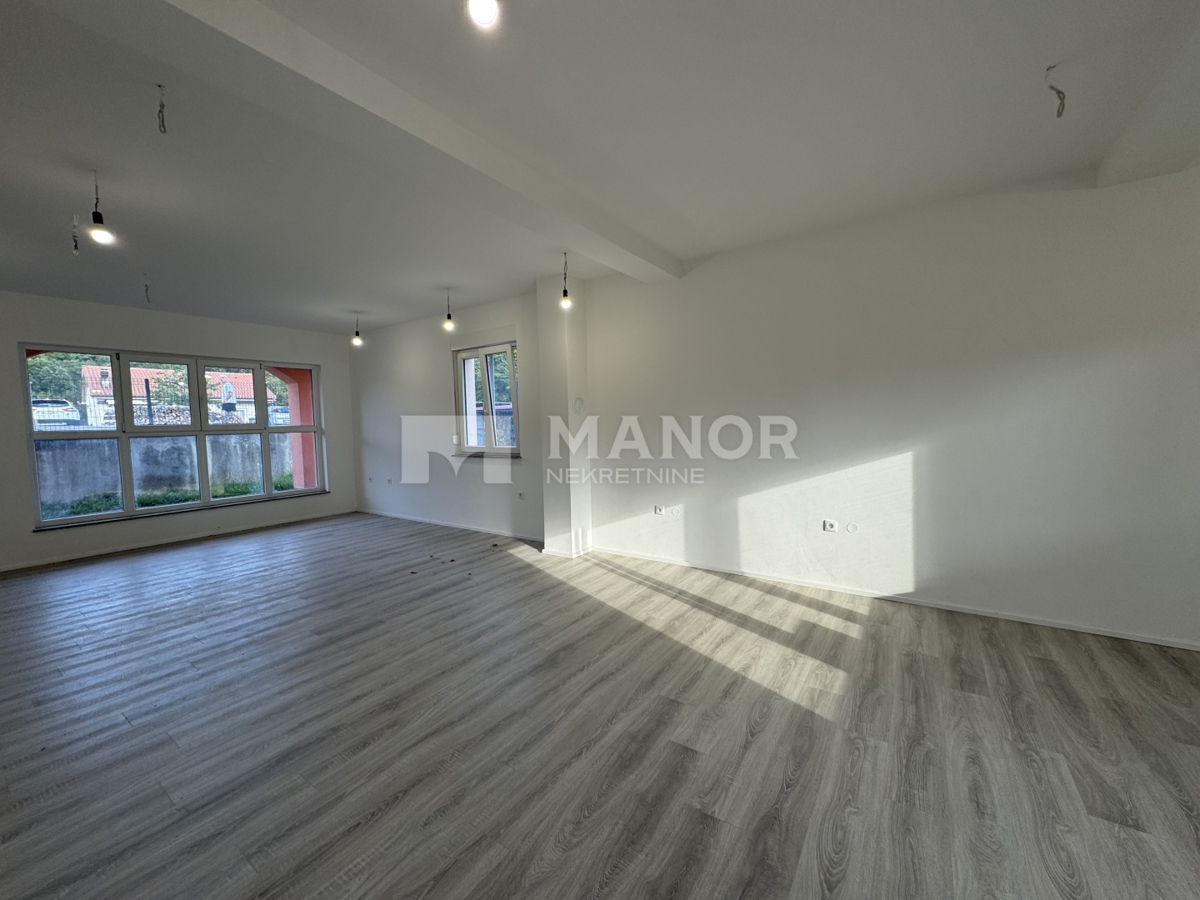 Commerciale Saršoni, Viškovo, 74m2