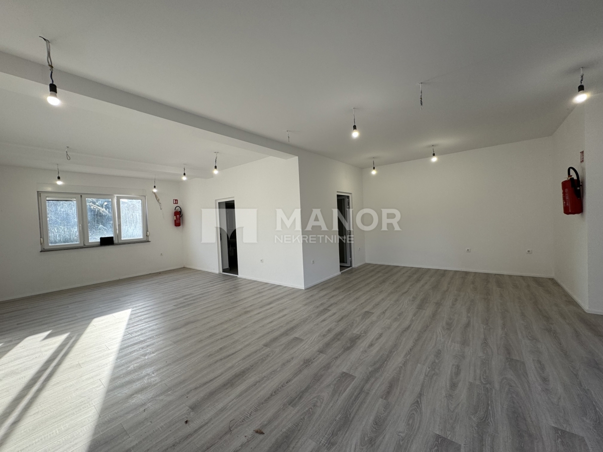 Commerciale Saršoni, Viškovo, 74m2