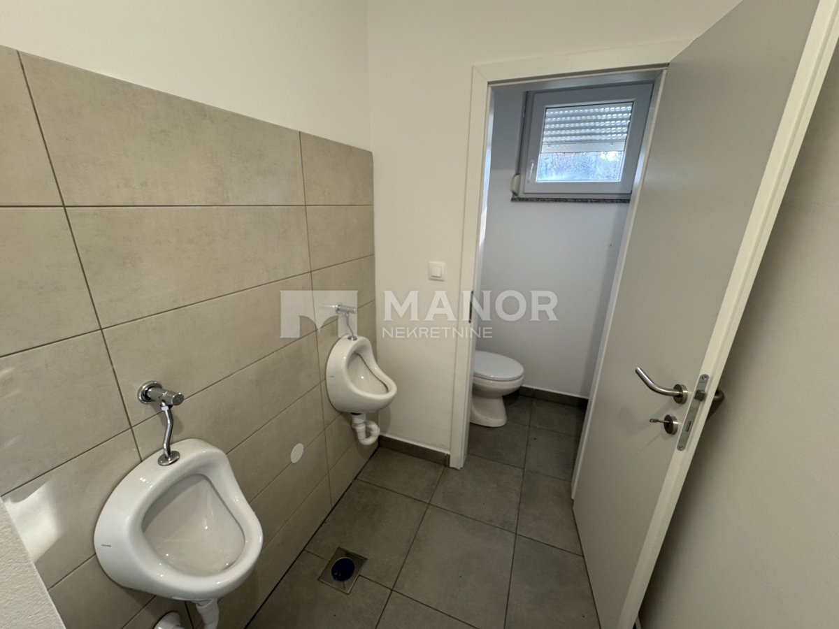 Commerciale Saršoni, Viškovo, 74m2