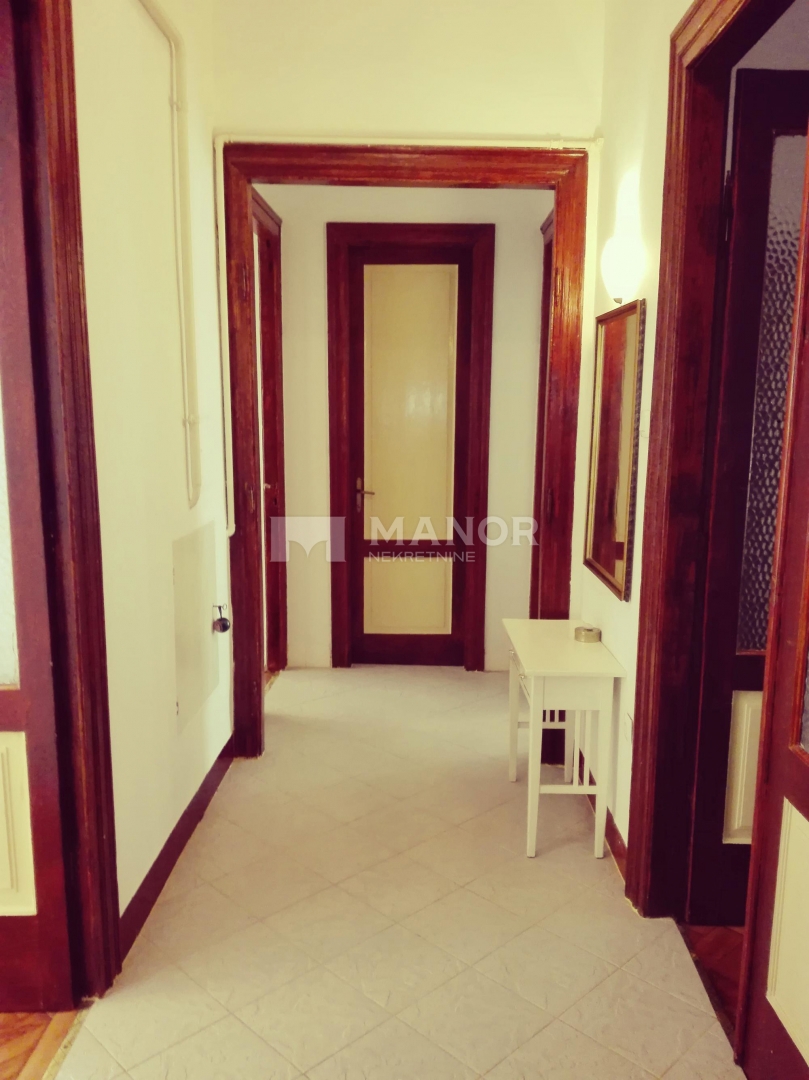 Appartamento Centar, Rijeka, 80m2