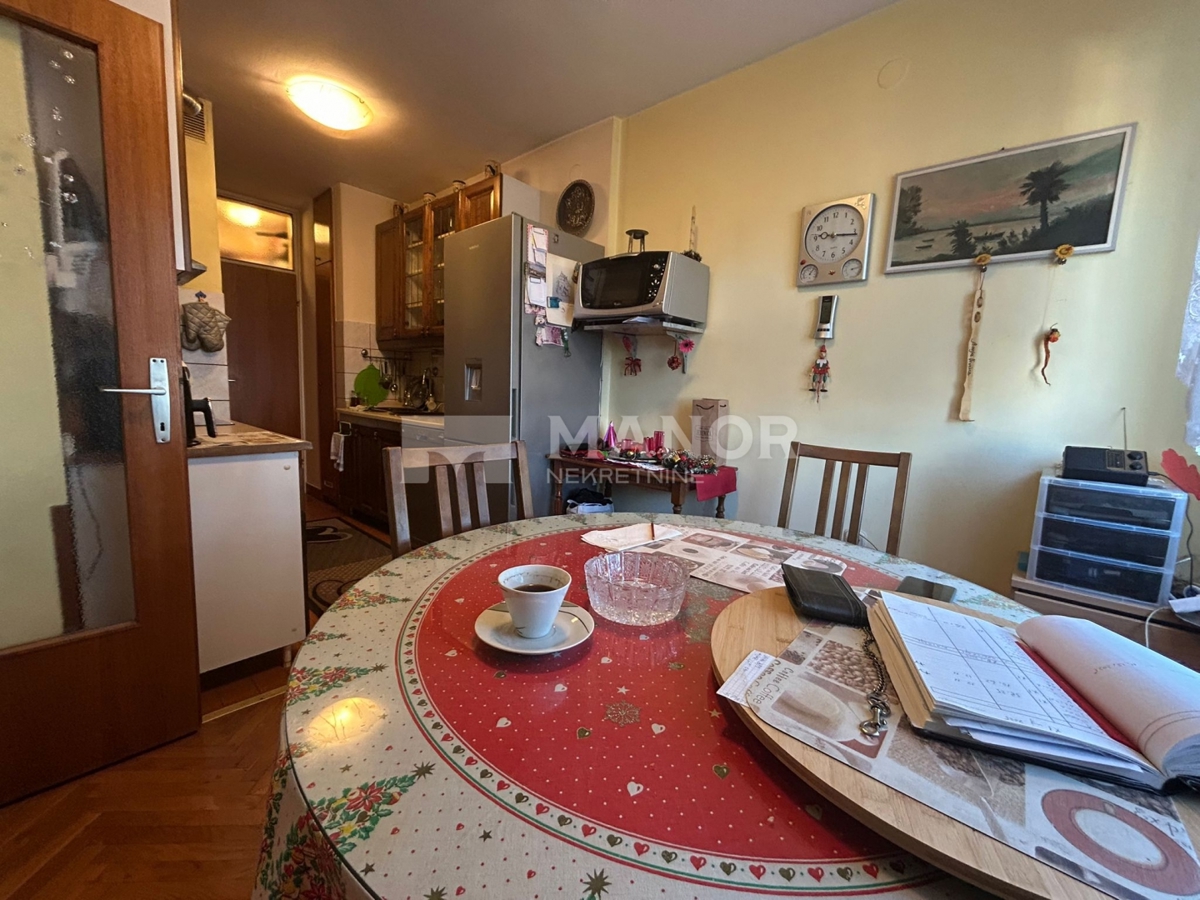 Appartamento Zamet, Rijeka, 73m2