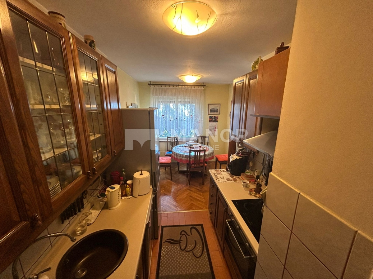 Appartamento Zamet, Rijeka, 73m2