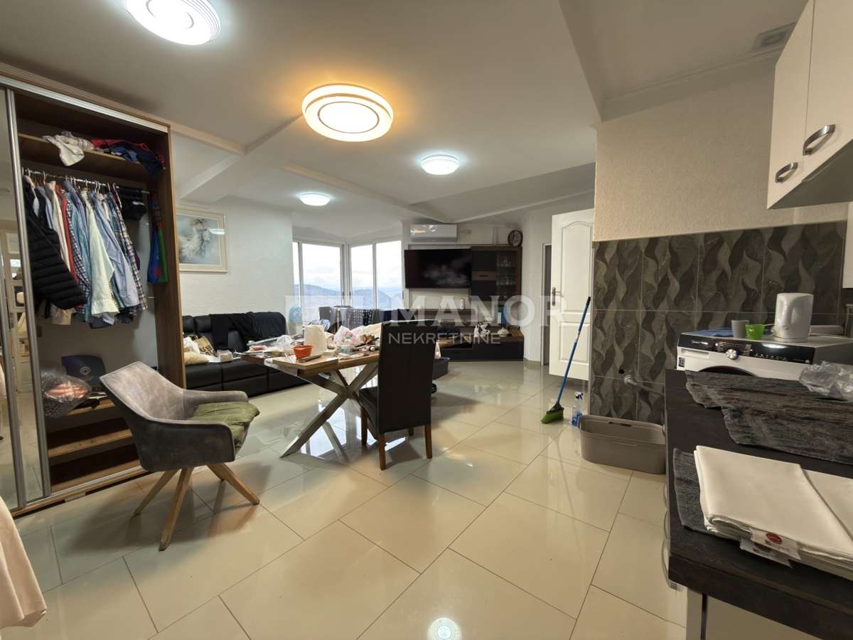 Appartamento Sveti Kuzam, Rijeka, 181m2