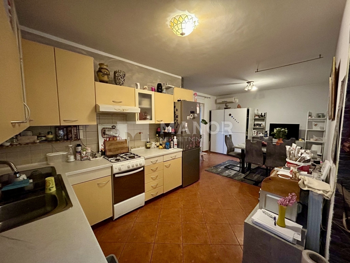 Appartamento Marinići, Viškovo, 92m2