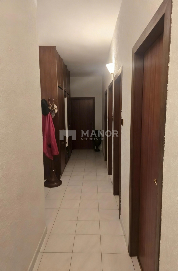 Casa Drenova, Rijeka, 330m2