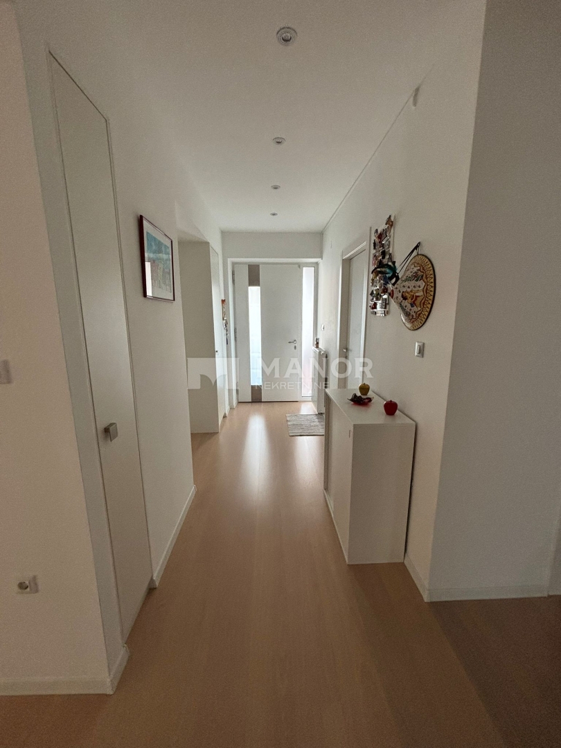 Appartamento Donja Vežica, Rijeka, 183m2