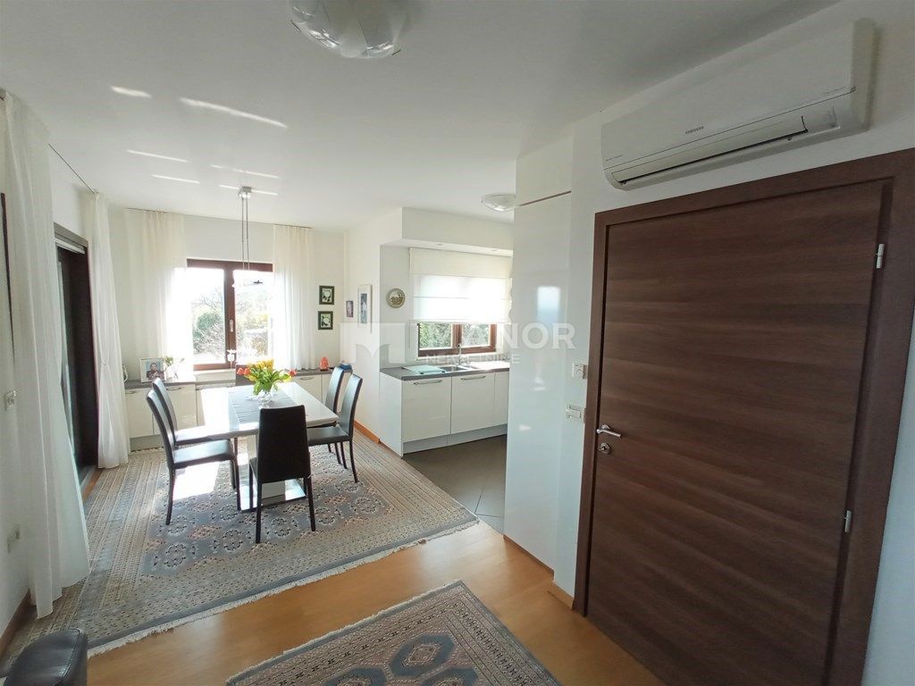 Appartamento Lovran, 128m2