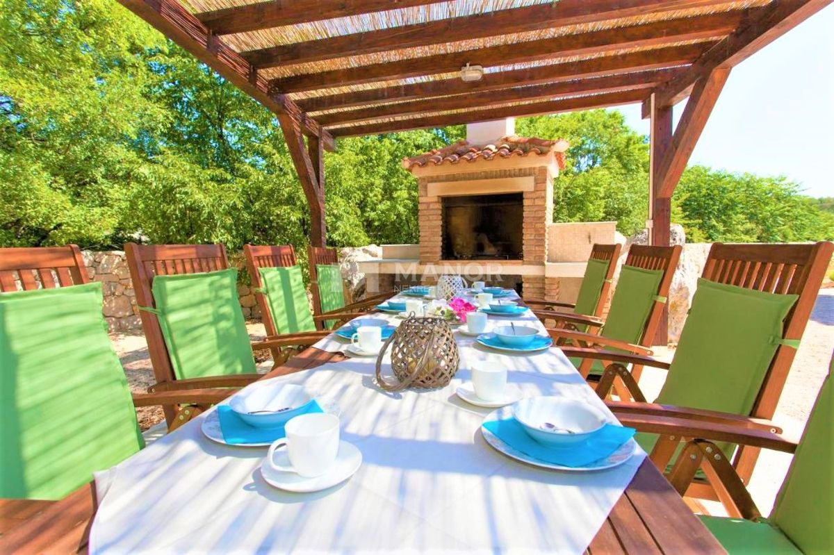 Casa Dobrinj, 255m2