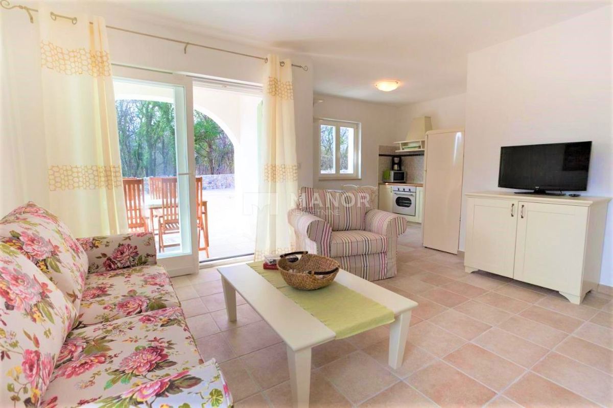 Casa Dobrinj, 255m2