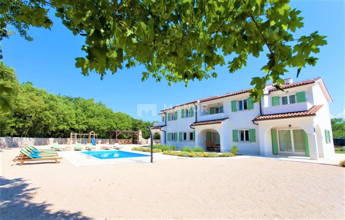 Casa Dobrinj, 255m2