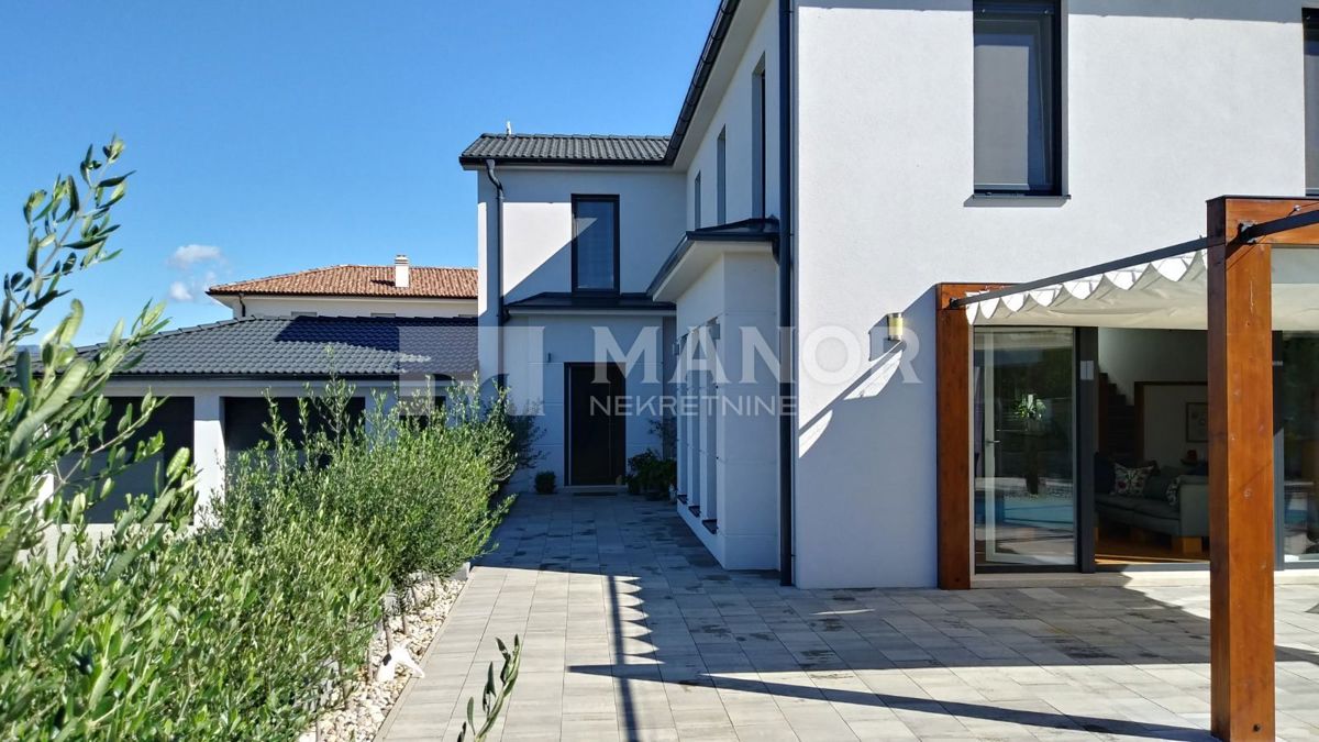 Casa Dobrinj, 222m2