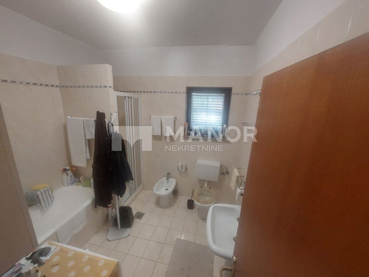 Casa Drenova, Rijeka, 300m2