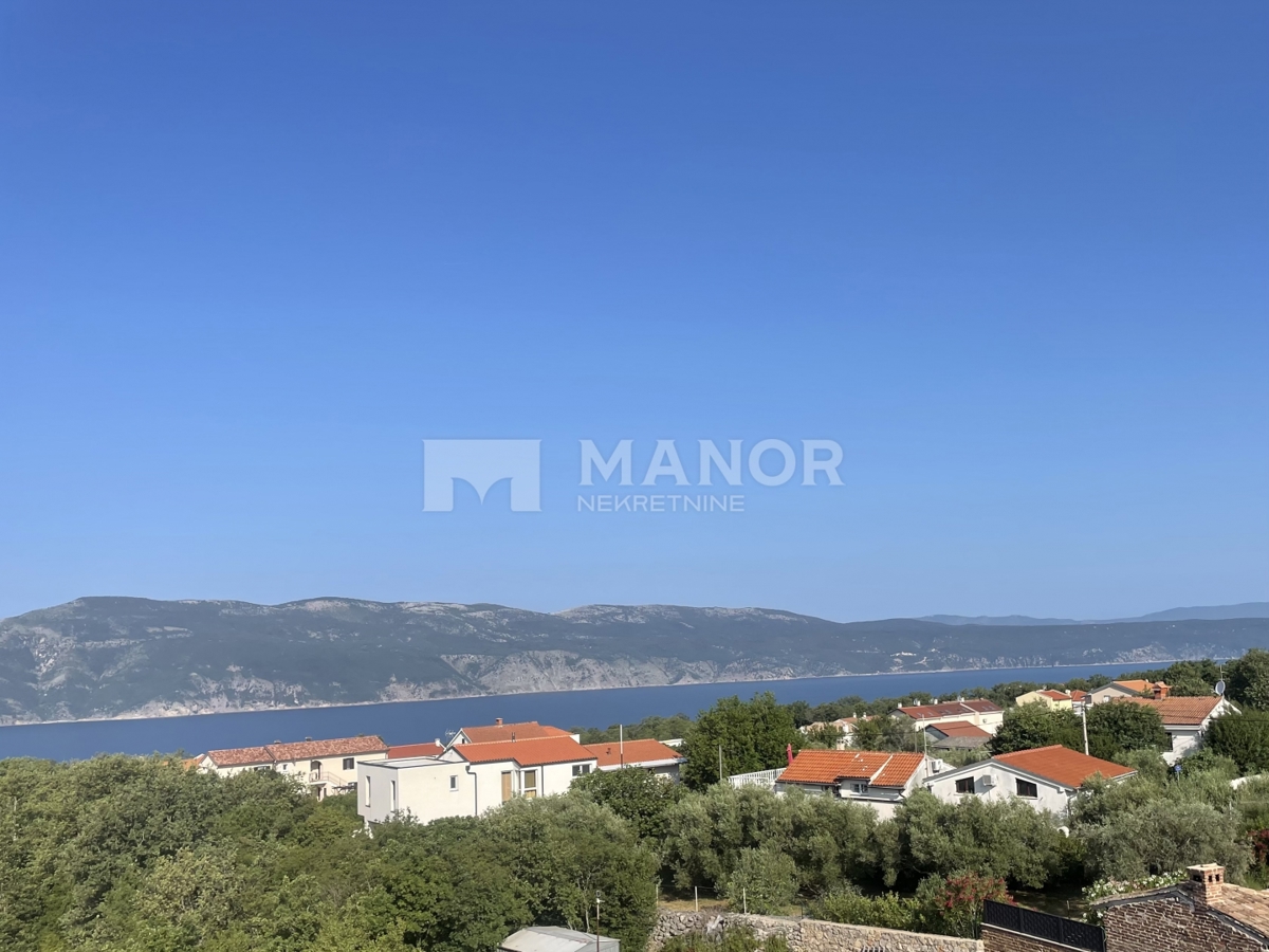 ISOLA DI KRK - Nuova costruzione! Casa bifamiliare con piscina e vista