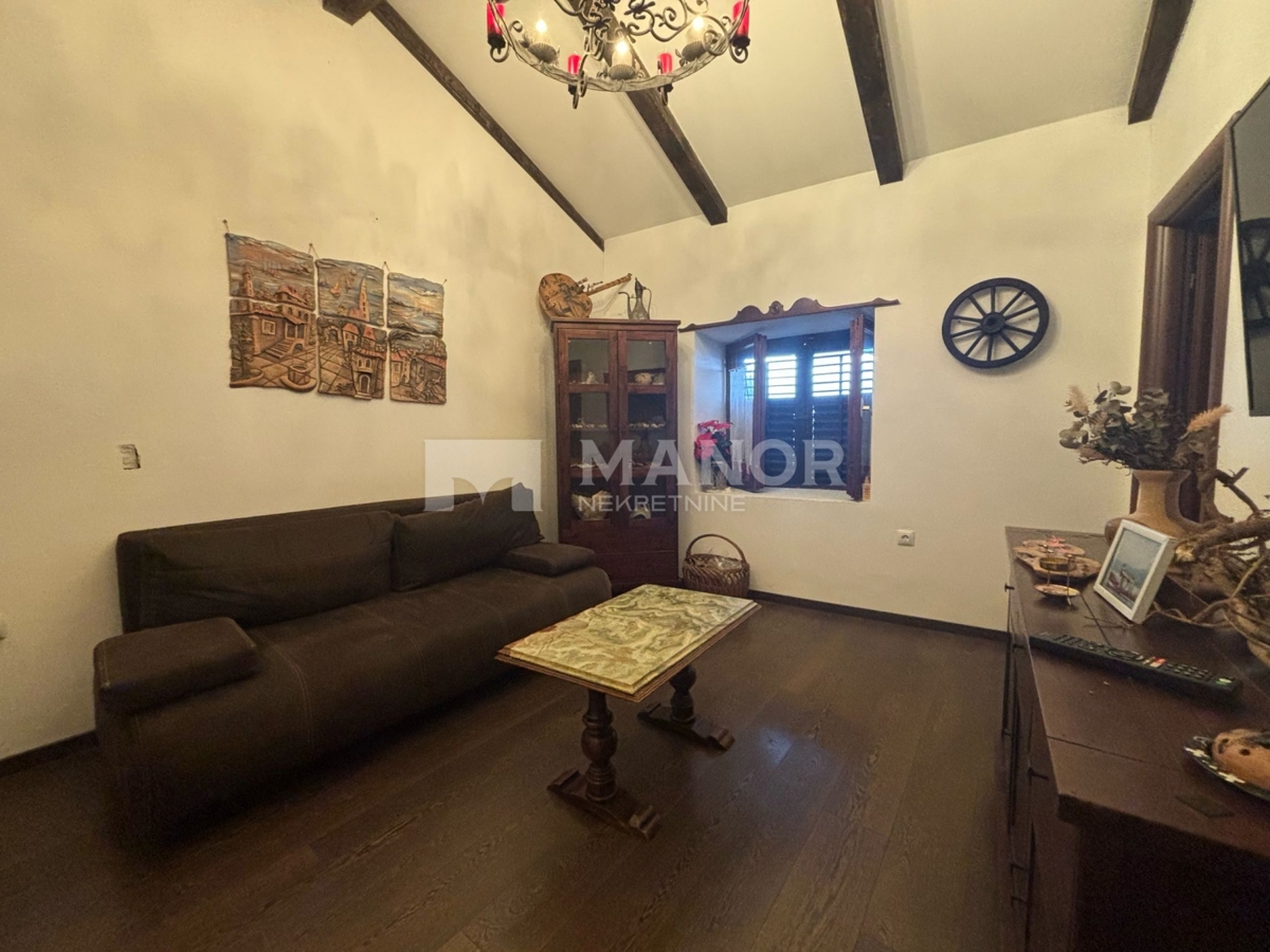 LOVRAN, LIGANJ – Casa in pietra con vista panoramica