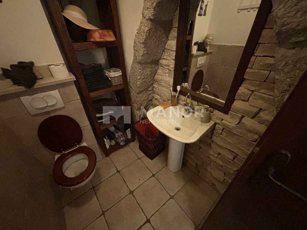 LOVRAN, LIGANJ – Casa in pietra con vista panoramica