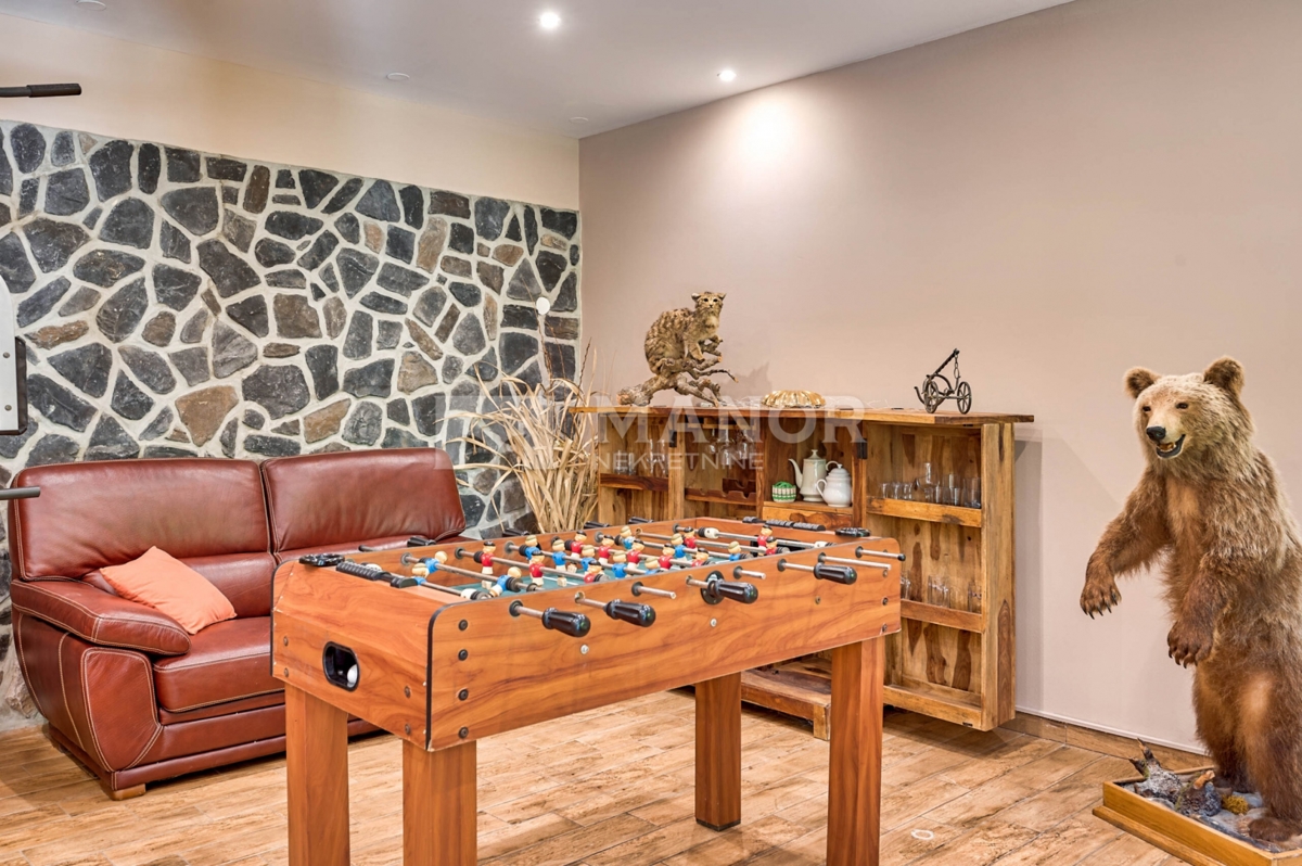 Casa Brod na Kupi, Delnice, 300m2