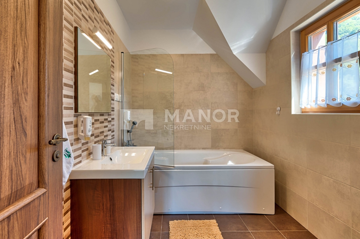 Casa Brod na Kupi, Delnice, 300m2