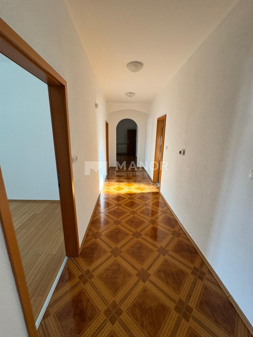 Appartamento Centar, Rijeka, 140m2