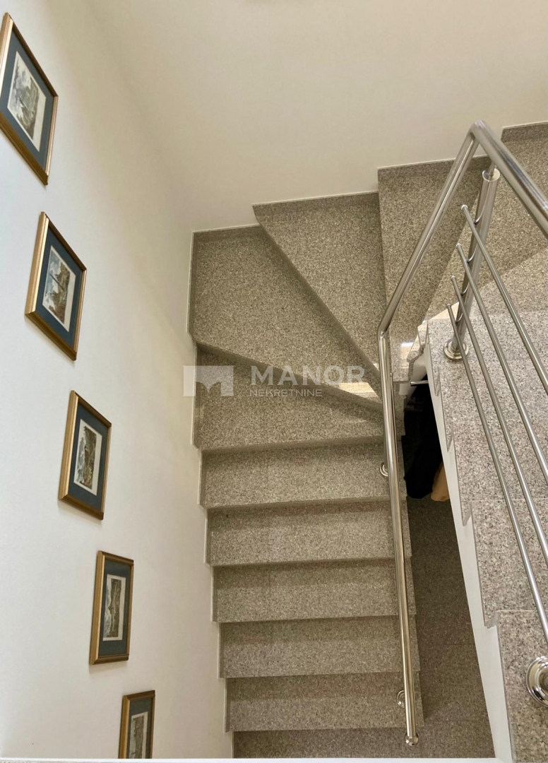 Casa Grižane-Belgrad, Vinodolska Općina, 278m2